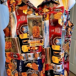 Women's Hawaiian sleeveless shirt. Vintage style.
